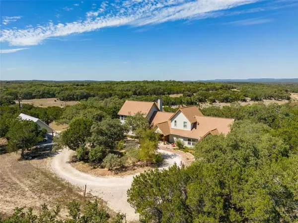 4771A Fischer Store RD, Wimberley, TX 78676