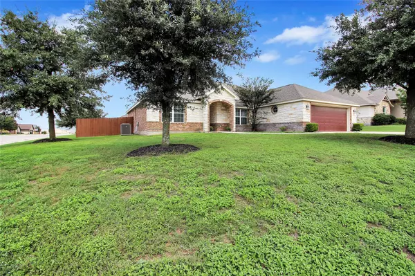 Jarrell, TX 76537,101 Walter WAY