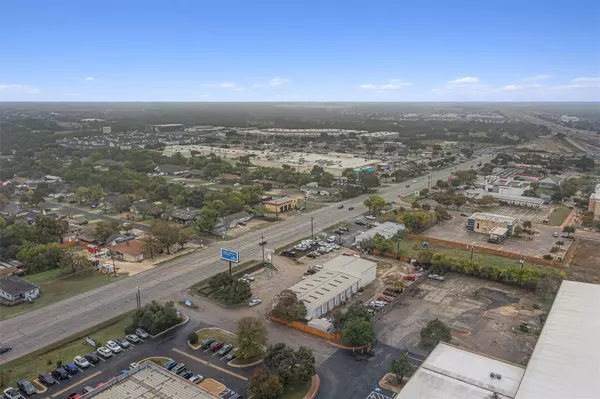 Pflugerville, TX 78660,15212 Fm-1825