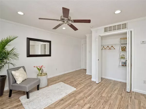 1840 Burton DR #226, Austin, TX 78741