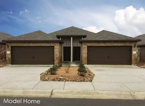 421 Jack Rabbit LN, Buda, TX 78610