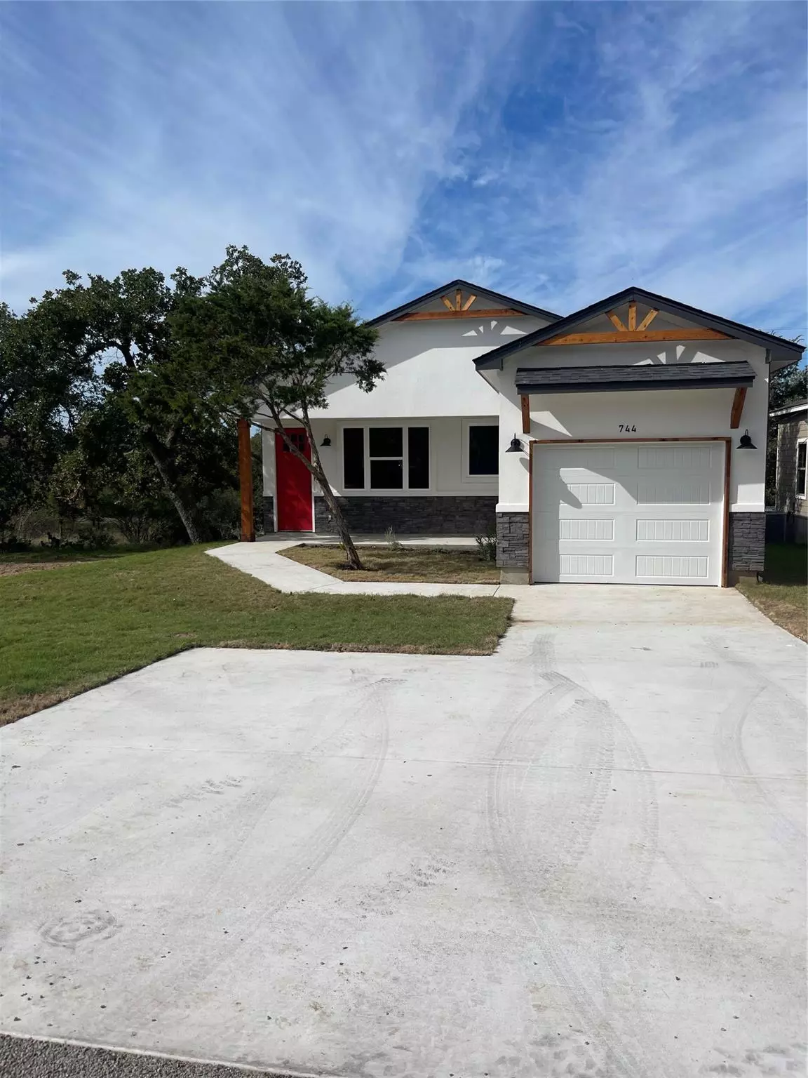 Cottonwood Shores, TX 78657,744 Pine LN