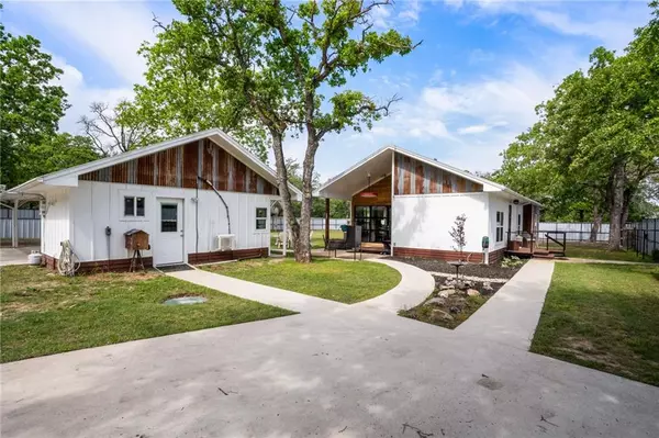 20611 Ed Acklin RD,  Manor,  TX 78653