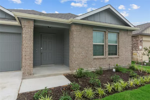 Bastrop, TX 78602,138 Esparza DR