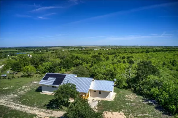 850 Foster LN, San Marcos, TX 78666