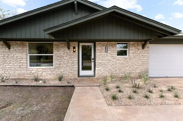 8218 Renton DR,  Austin,  TX 78757