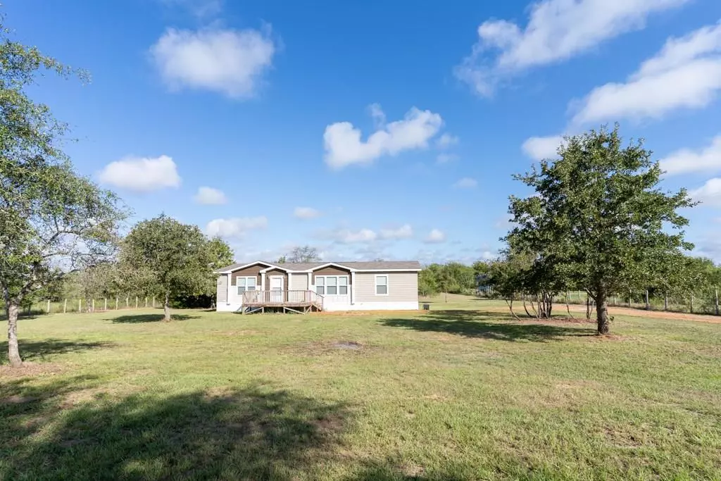 Rosanky, TX 78953,3860 S Highway 304