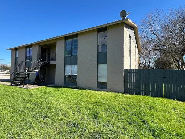 200 Uhland RD #C, San Marcos, TX 78666