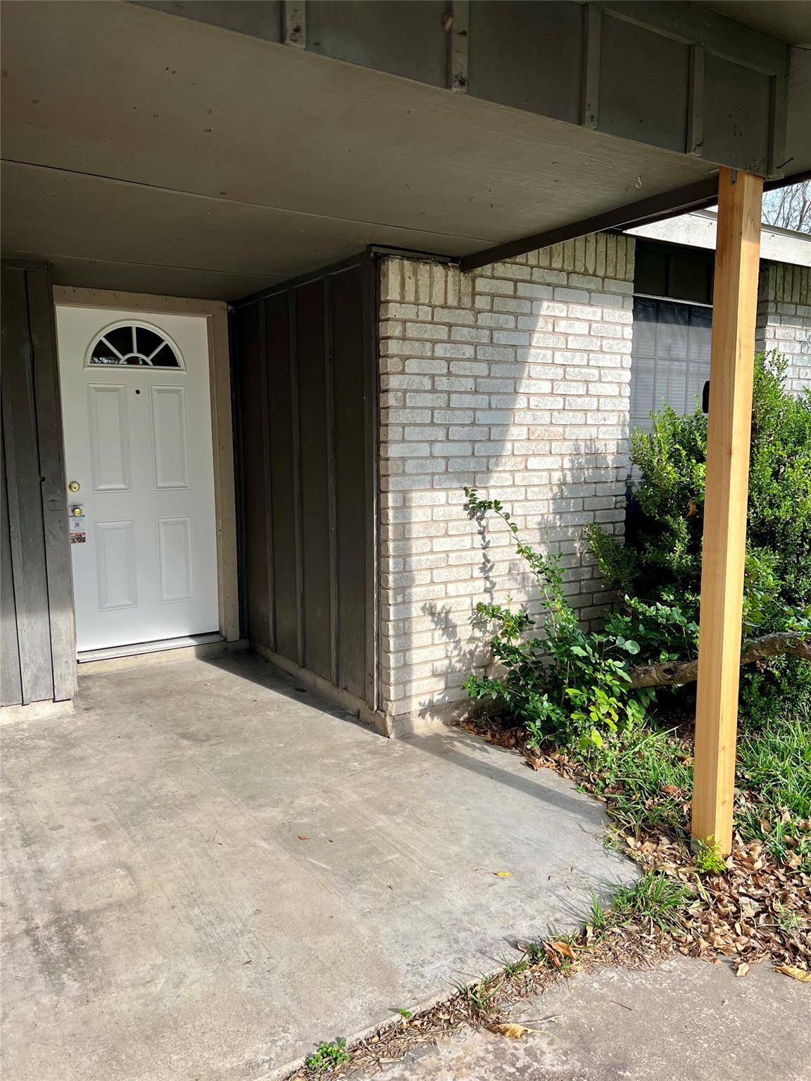 4418 Dove DR, Austin, TX 78744
