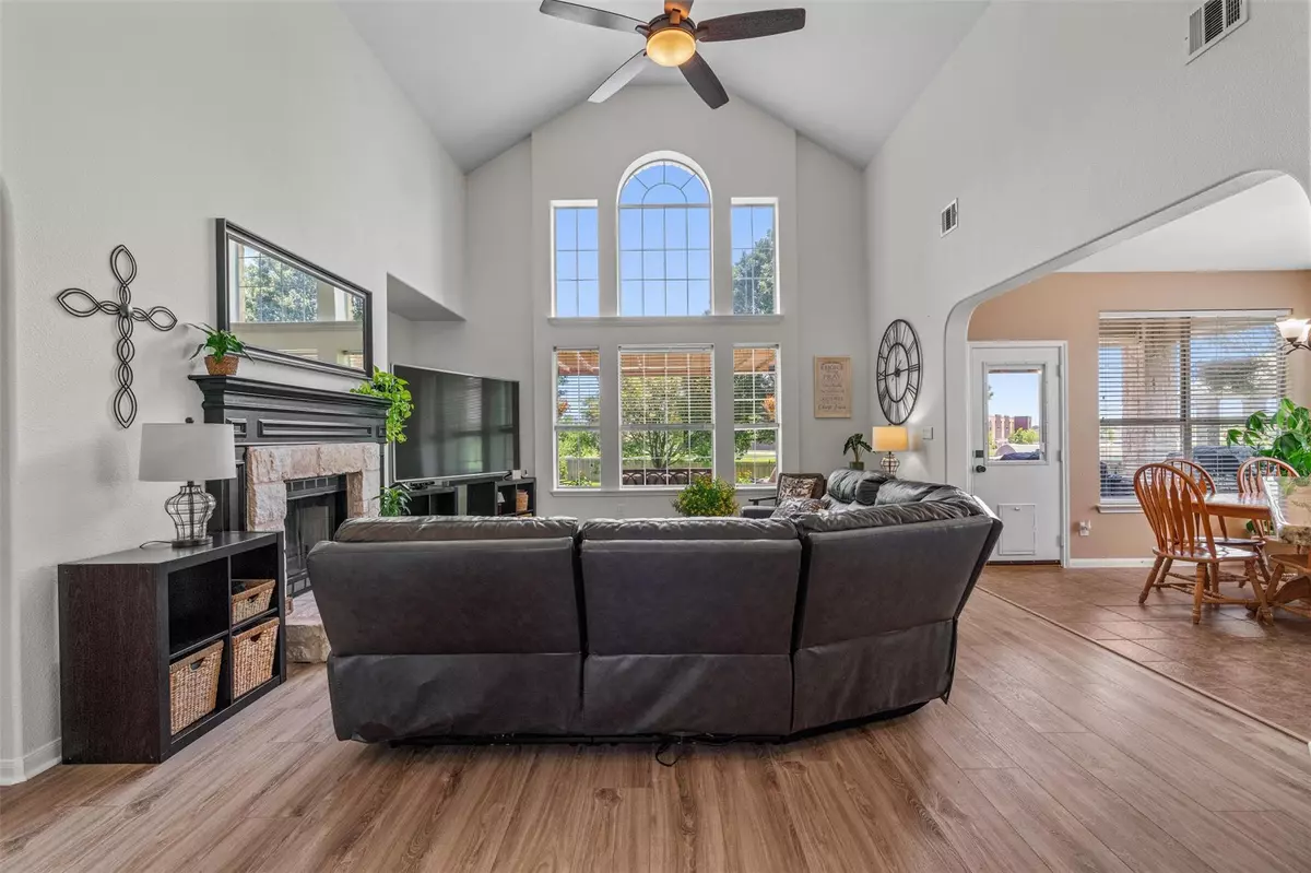 Pflugerville, TX 78660,803 Clemson CV