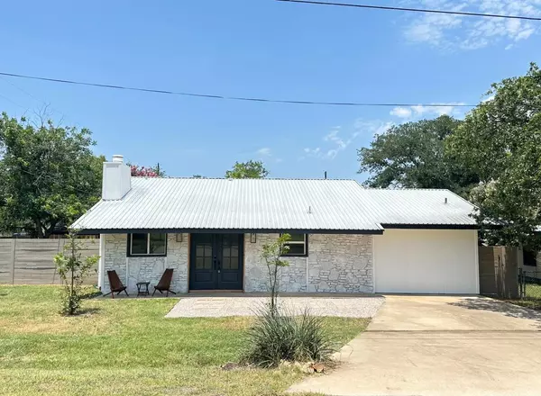 403 Hilldale DR, Granite Shoals, TX 78654