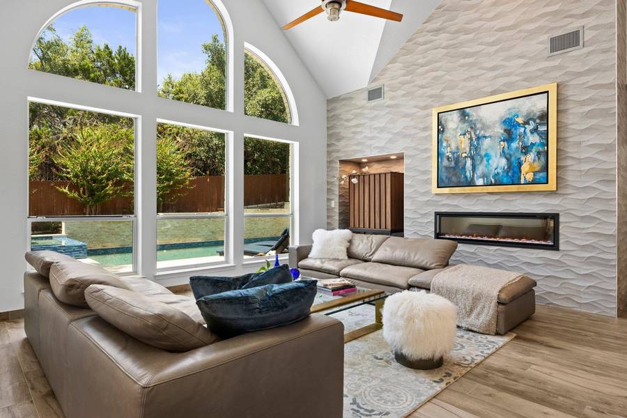 2809 Rio Mesa DR, Austin, TX 78732
