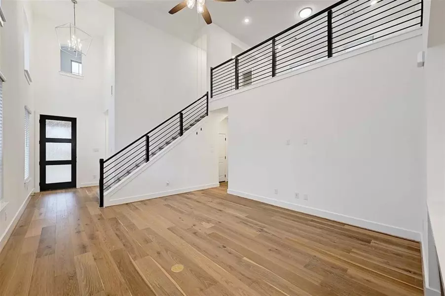 118 Dycus BND, Liberty Hill, TX 78642