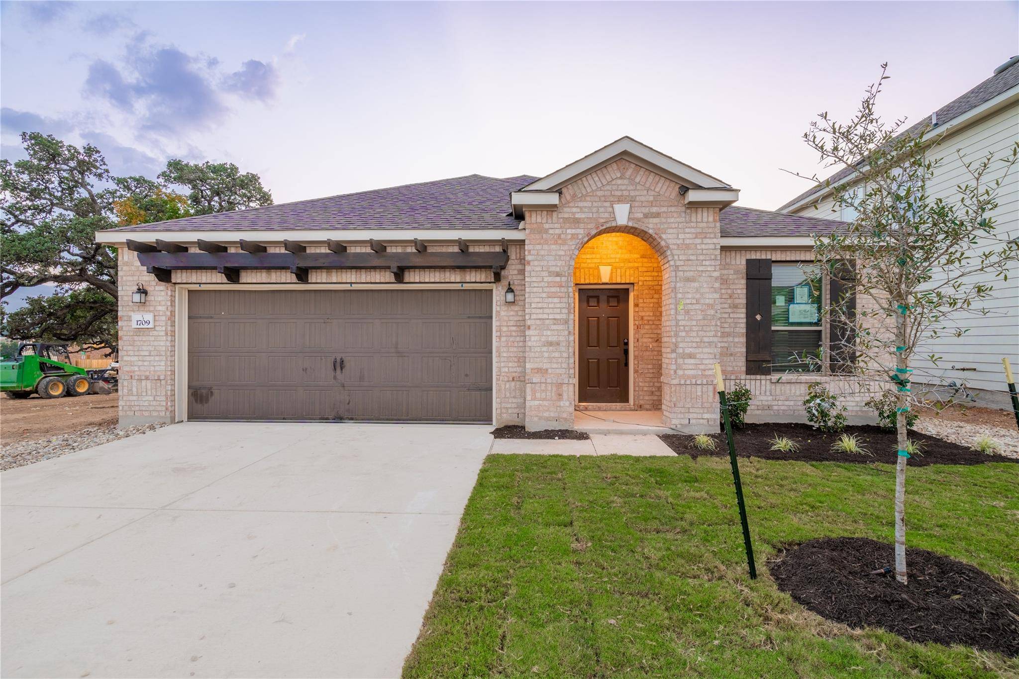 1709 Garlock DR, Leander, TX 78641