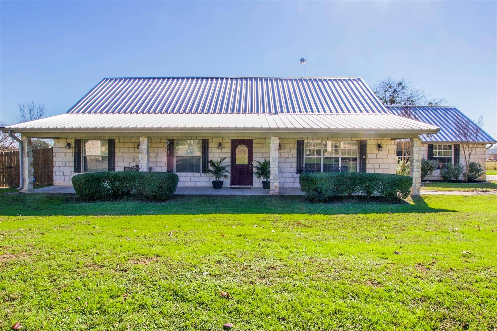1211 Yellow Rose DR,  Salado,  TX 76571