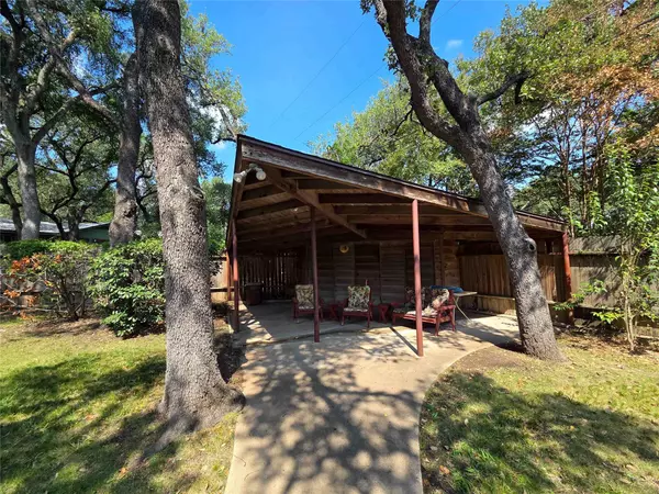 Austin, TX 78746,402 Honeycomb RDG