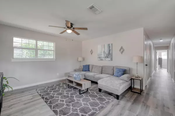 Taylor, TX 76574,409 Talley ST