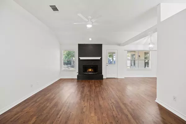 Georgetown, TX 78628,917 Garden View DR