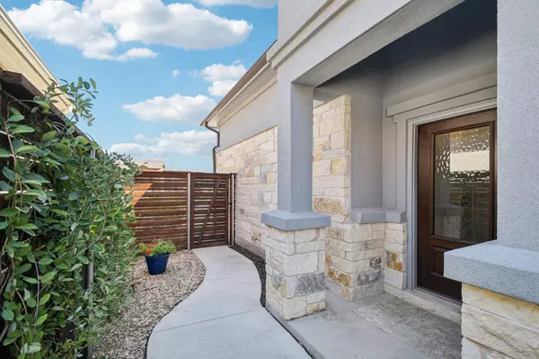 Georgetown, TX 78628,804 Indian Hawthorne DR