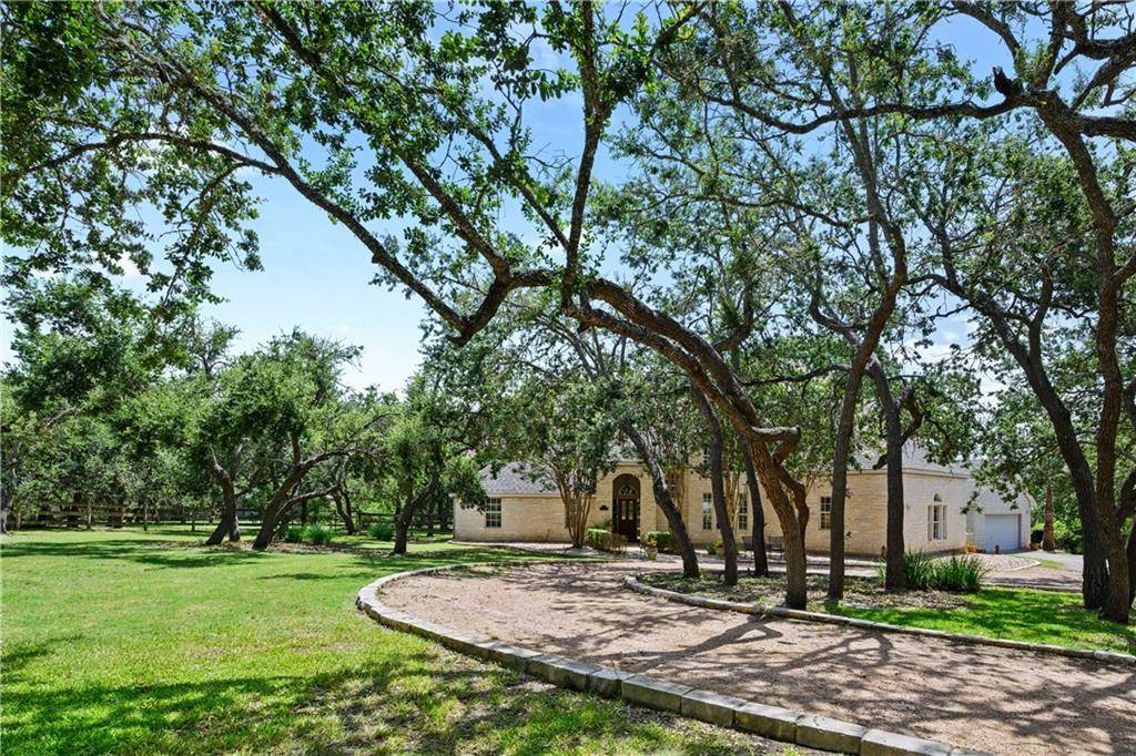 213 Sundance TRL,  Dripping Springs,  TX 78620