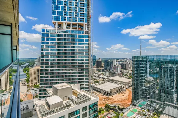 Austin, TX 78701,610 Davis ST #3906