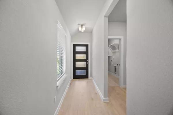 Lago Vista, TX 78645,8017 Shining Flor RUN