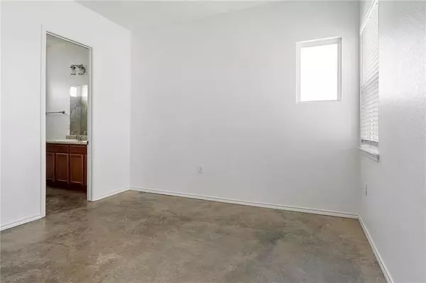 Lockhart, TX 78644,1310 Hausman DR