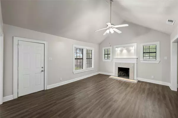 Austin, TX 78722,2500 Manor RD