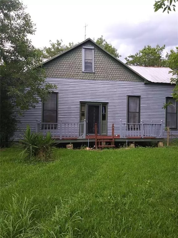 Flatonia, TX 78941,7722 Saint Charles ST