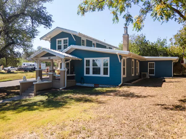 Lampasas, TX 76550,408 S Race ST