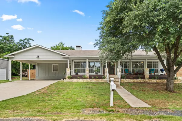 11008 5th ST, Jonestown, TX 78645