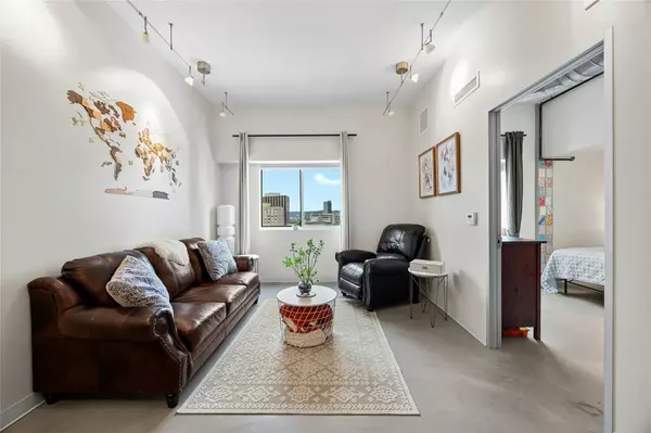 800 Brazos ST #1310, Austin, TX 78701