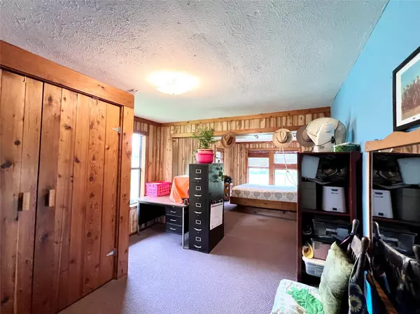 Jarrell, TX 76537,2700 County Road 305