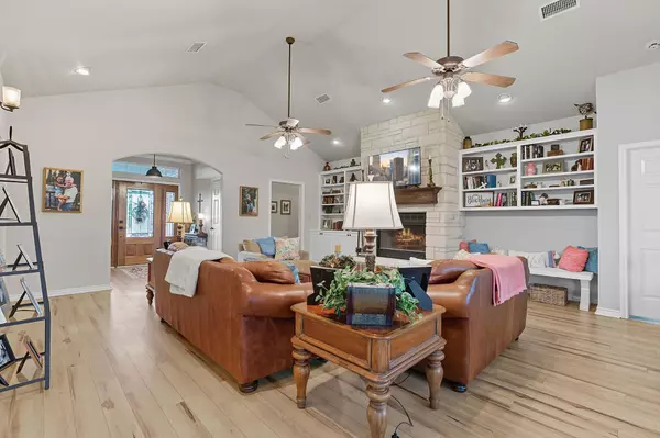 Salado, TX 76571,1206 Long MDW