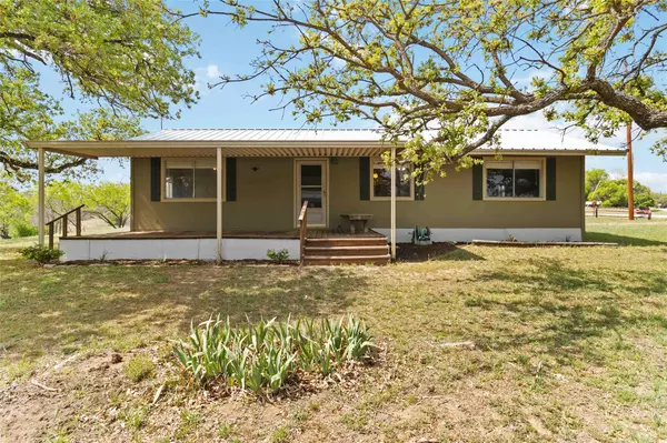 Tow, TX 78672,1515 Bee LN
