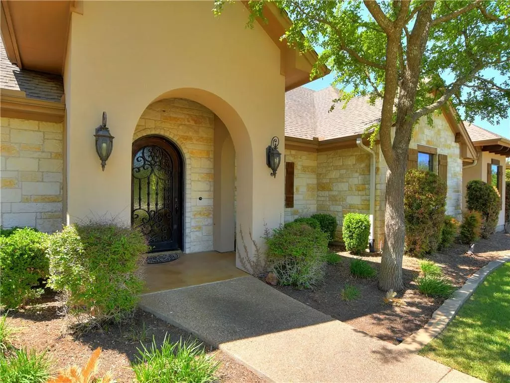 Georgetown, TX 78633,203 Pristine LN