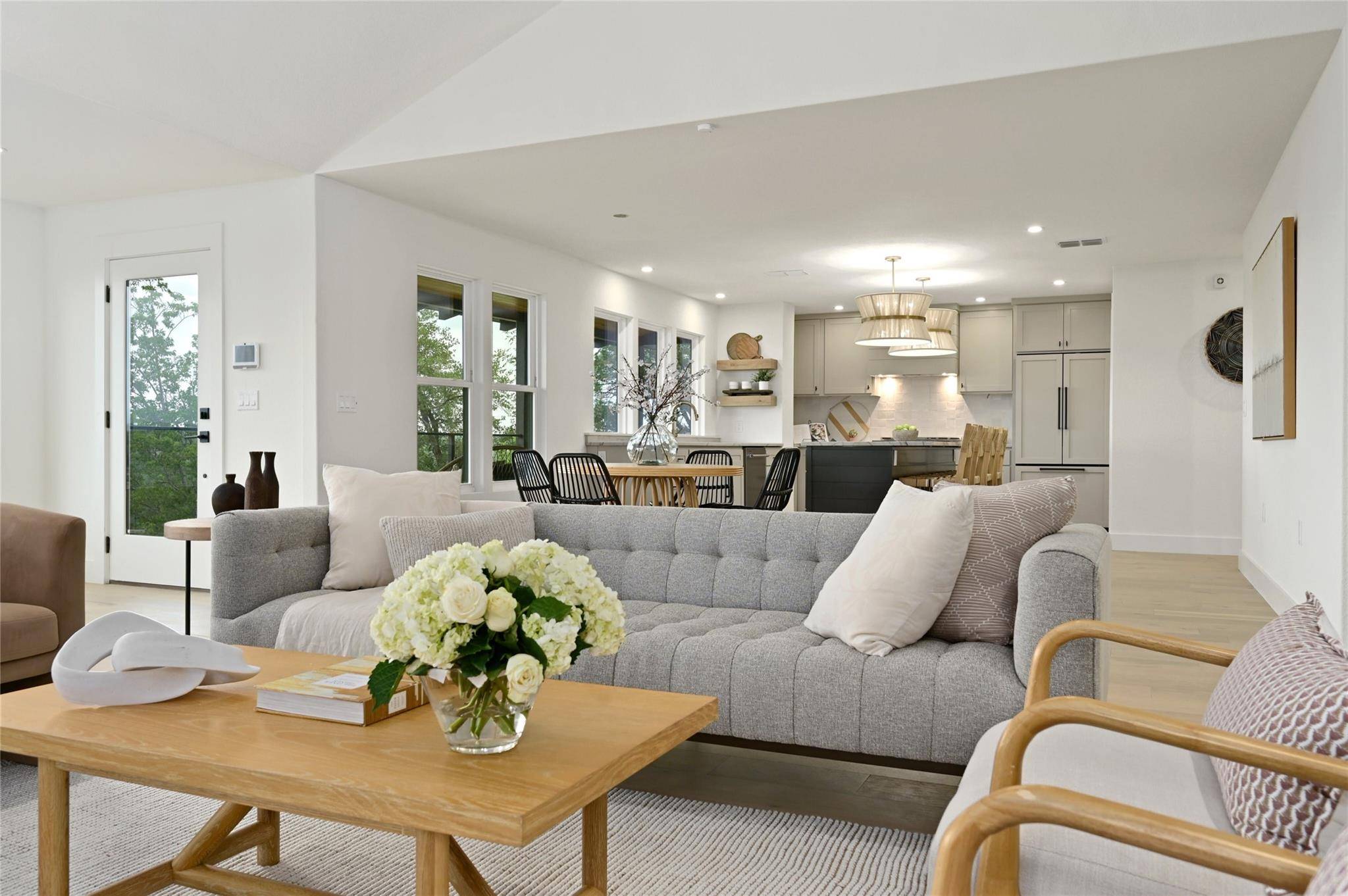 Spicewood, TX 78669,2512 S Pace Bend