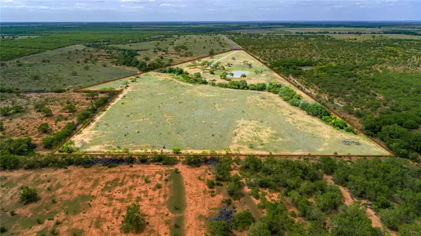 Jourdanton, TX 78026,574 PR Goose Creek LN