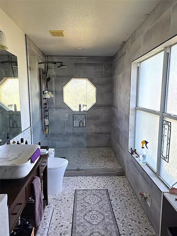 Leander, TX 78641,1806 Candlelight DR