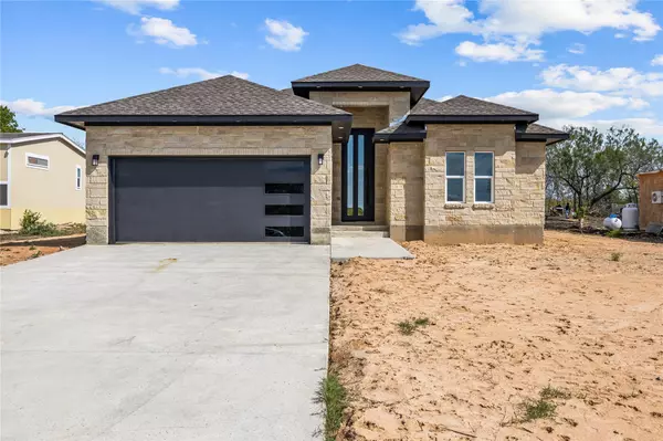 232 Amaranta LN, Dale, TX 78616