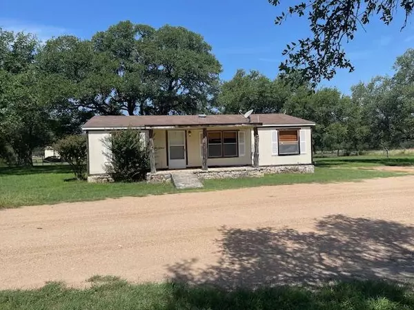 Johnson City, TX 78636,810 N Avenue R