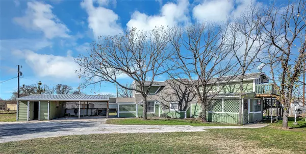 9805 W Ranch Road 1431,  Buchanan Dam,  TX 78609