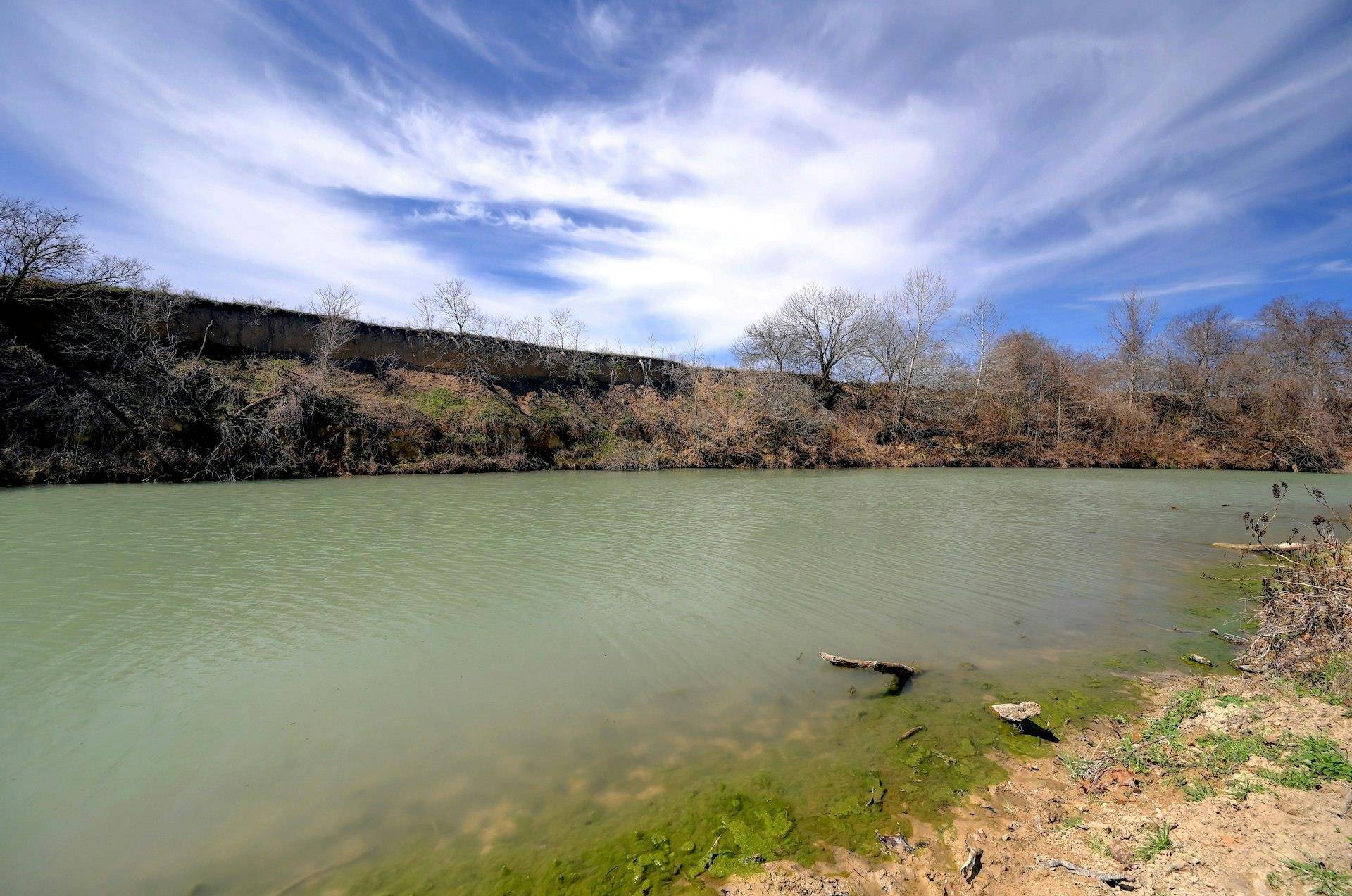 Gonzales, TX 78629,1112 County Road 255