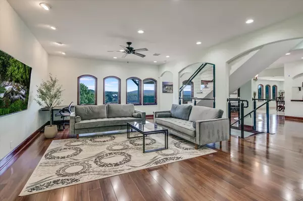 Jonestown, TX 78645,17904 Crystal CV