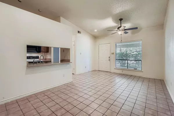 Austin, TX 78741,1705 Crossing PL #122