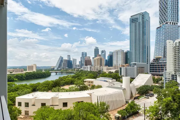 54 Rainey ST #1018, Austin, TX 78701