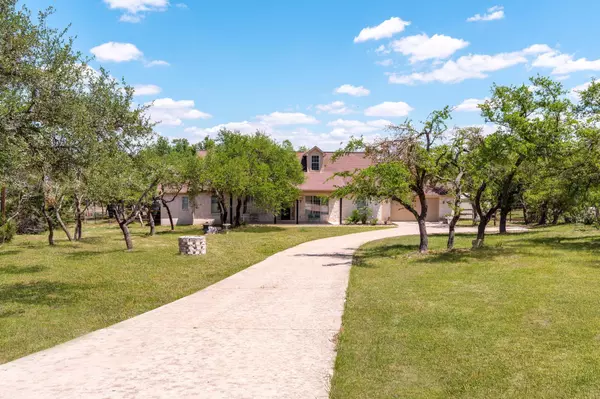 Dripping Springs, TX 78620,123 Horseshoe DR