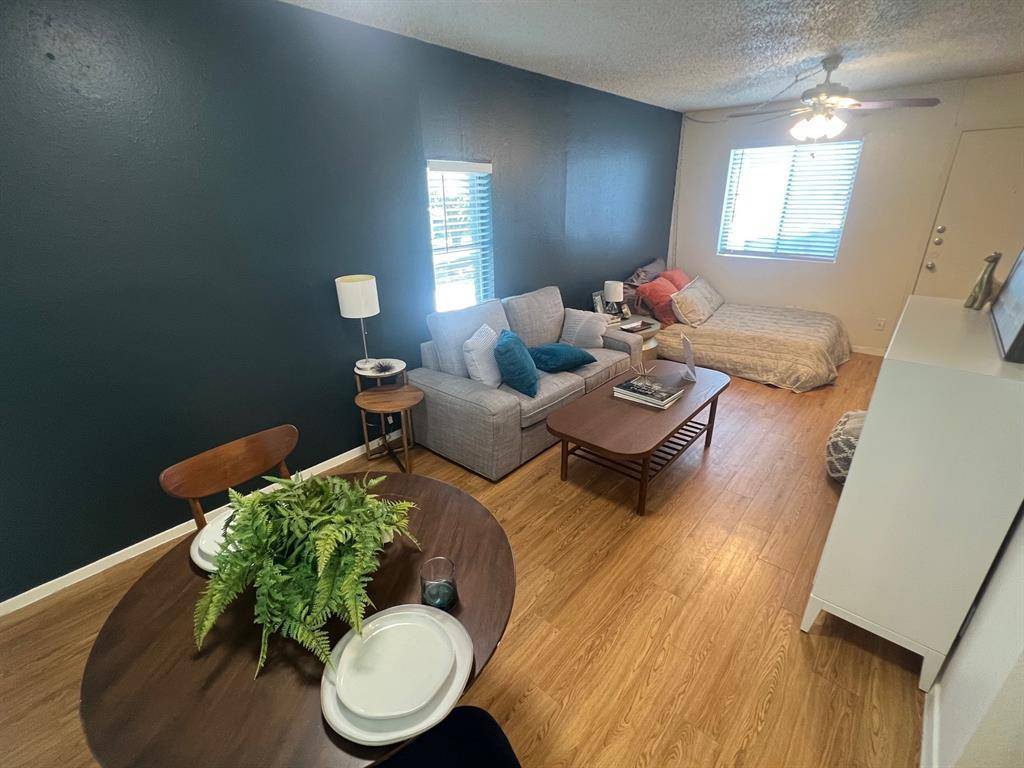 4209 Avenue B Ave #203, Austin, TX 78751