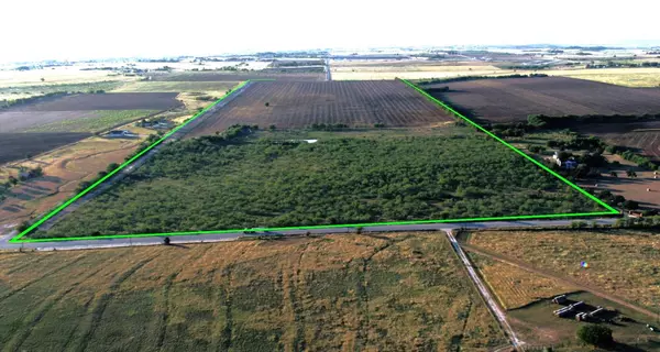 Jarrell, TX 76537,250 County Road 216