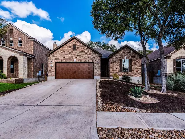 737 Foxtail Run, San Marcos, TX 78666